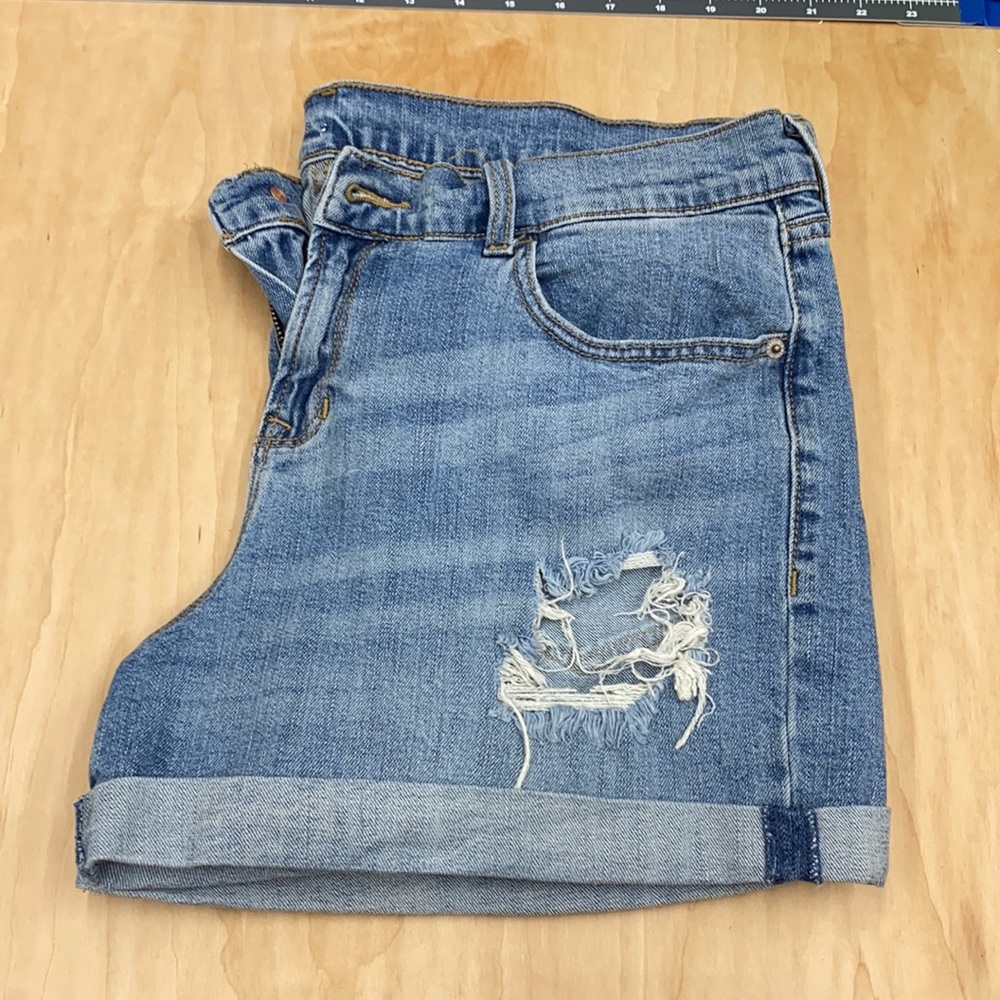 Old Navy boyfriend shorts